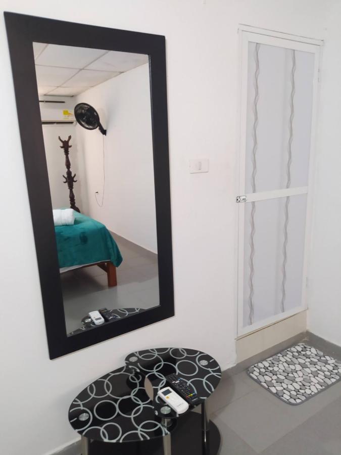 Hotel Urbanizacion Buenavista - Av Crisanto Luque à Cartagène Extérieur photo